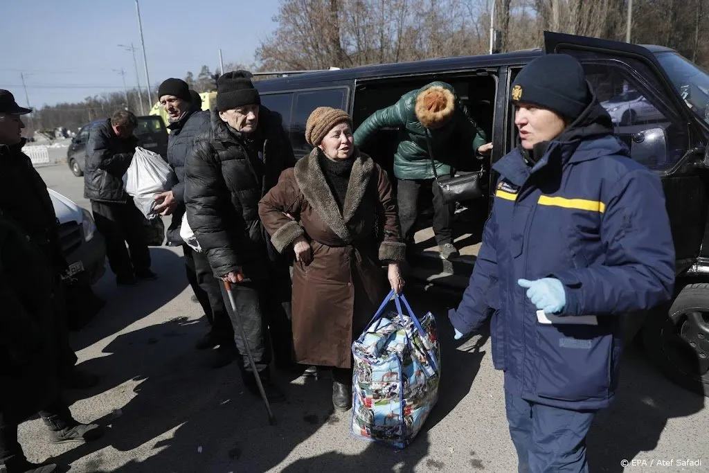 oekraine en rusland spreken tien humanitaire corridors af1648287666
