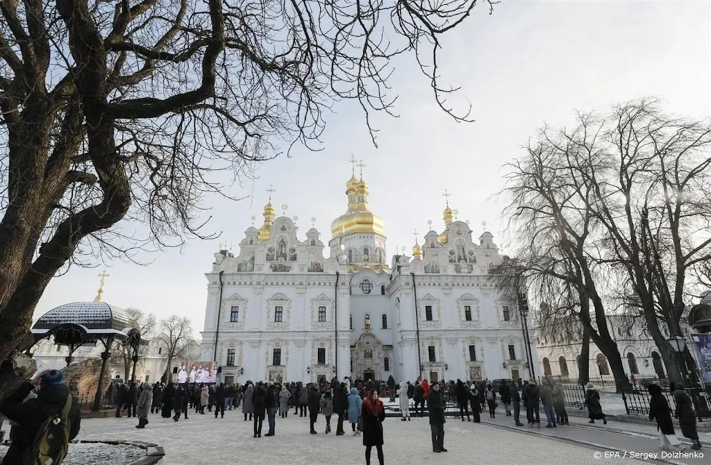 oekraine zet kerk met russische banden uit wereldberoemd klooster1678503491