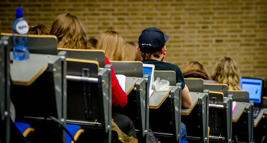 onder dertigers vrouwen vaak hoger opgeleid1443417413