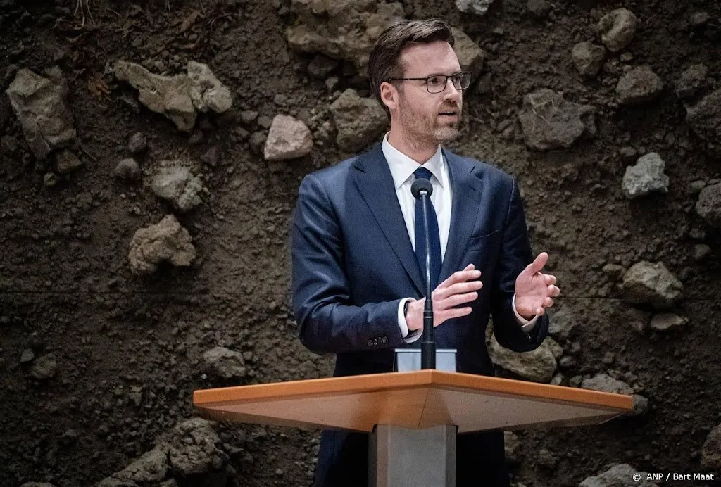 ook d66 wil komende week spoeddebat kamer terug van reces1698517026