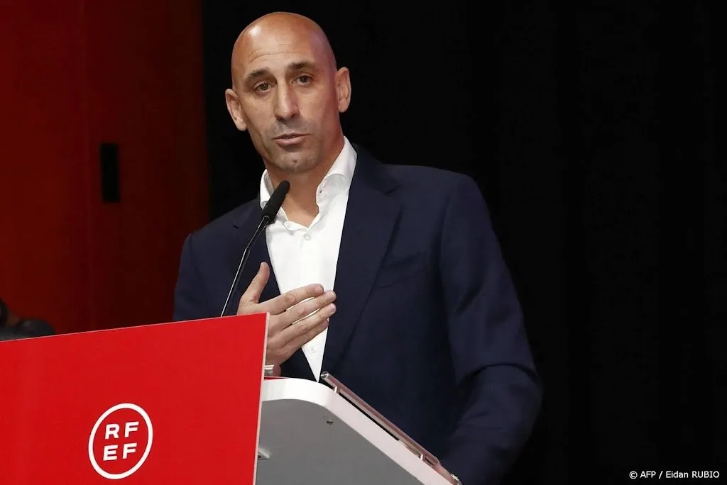 opnieuw spoedberaad spaanse voetbalbond over voorzitter rubiales1693142258