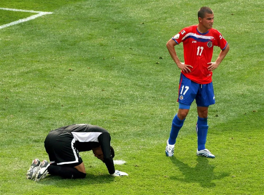 oud voetballer 32 sterft tijdens hardlopen1479714489