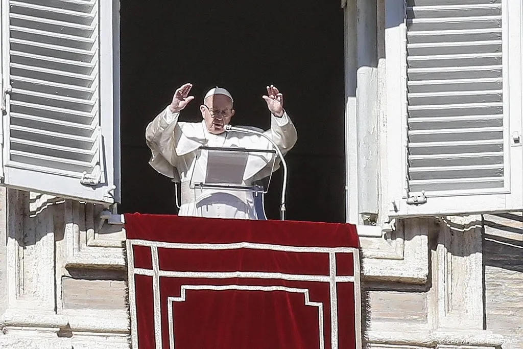paus brengt ode aan het moederschap1546351215