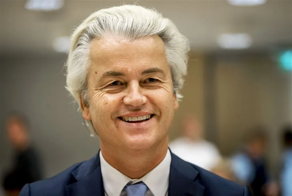 peiling pvv vergroot voorsprong op vvd1481022485