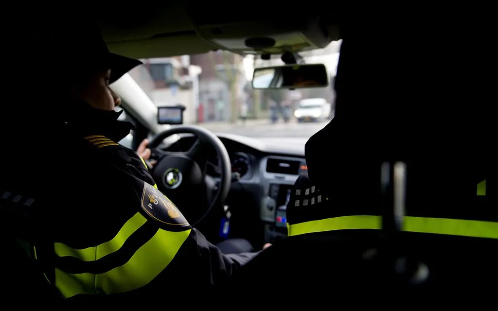 politie zoekt vader met drie kinderen1495274718