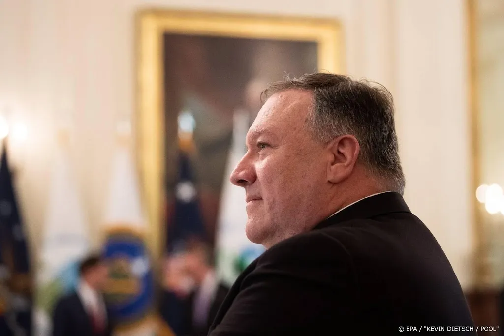 pompeo noemt bolton een verrader en leugenaar1592538017