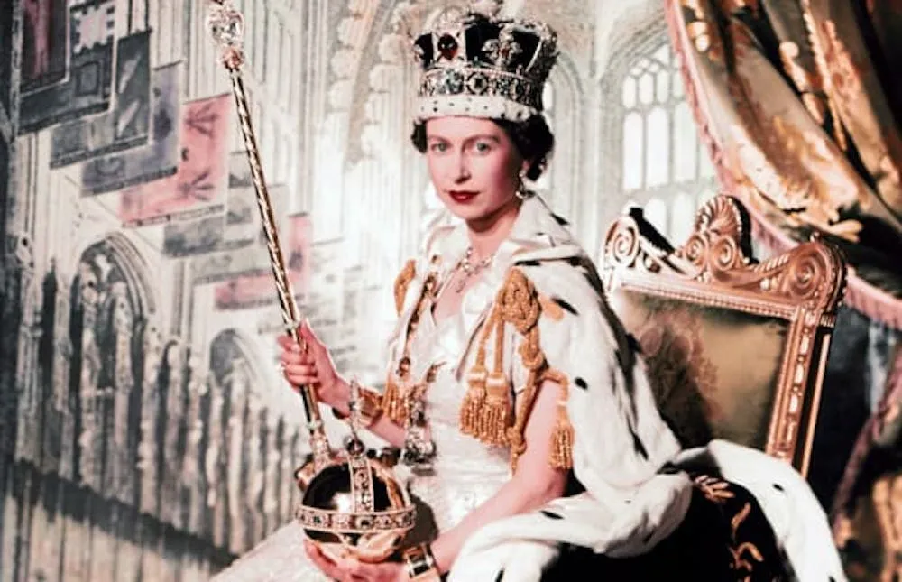 queen elizabeth ii gettyimages 904669426