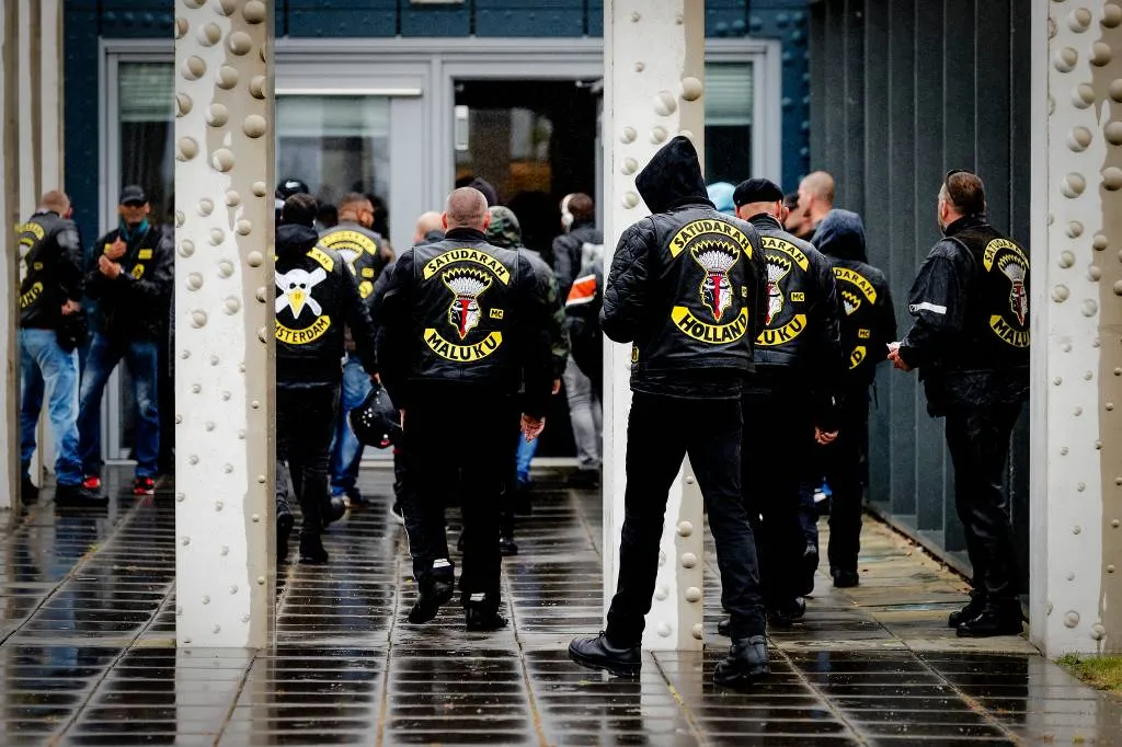 rechter verbiedt motorclub satudarah1529312170