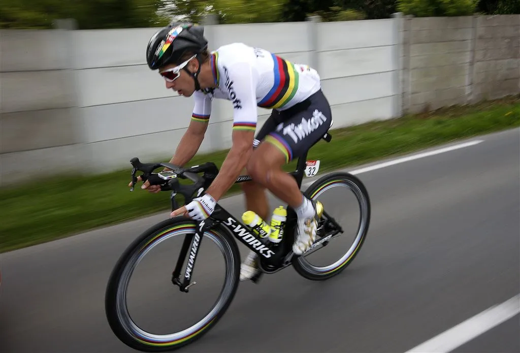 ritzege en geel voor sagan in tour1467559938