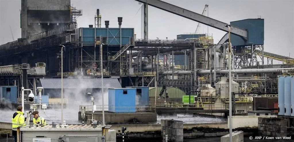 rivm ziet nog geen verbetering in vervuild stof rond tata steel1680012501