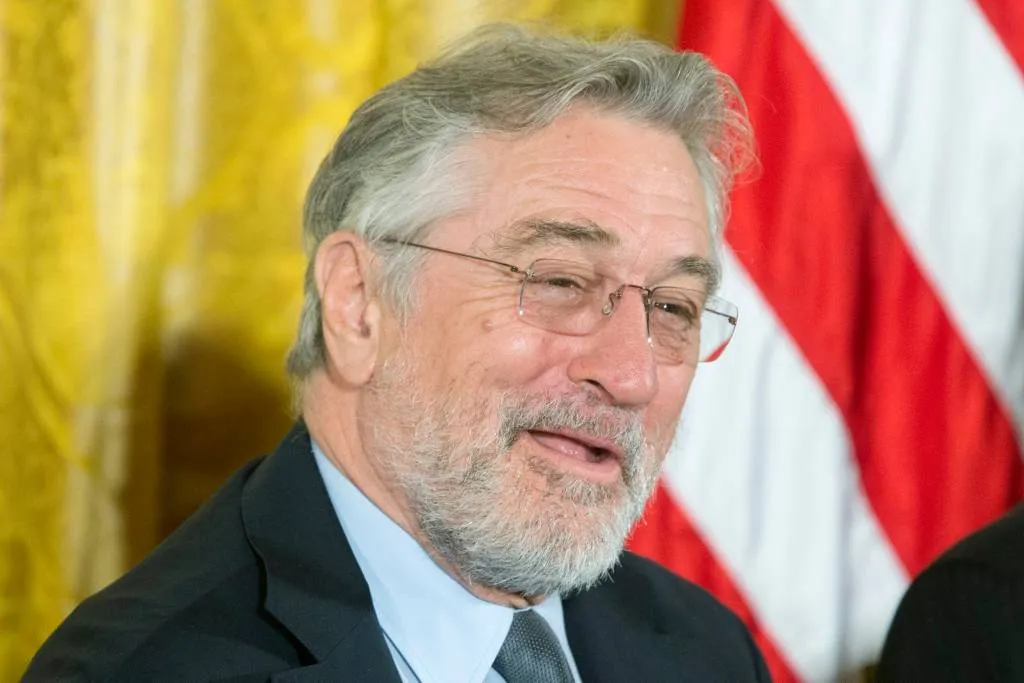 robert de niro valt trump aan bij tony awards1528699938