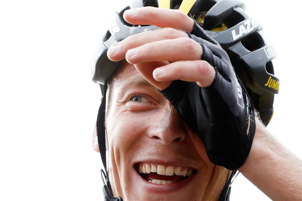 robert gesink na val uit de tour de france1499596339