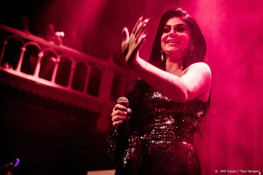 roxeanne hazes deed als tiener aan hekserij1575548890