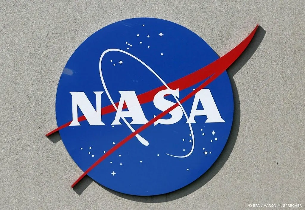 ruimtevaartorganisatie nasa lanceert raket naar de maan1668582981