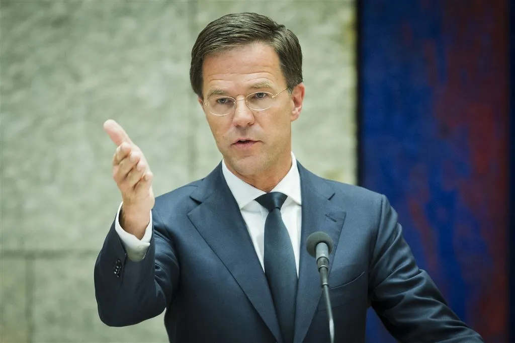 rutte doet oproep aan turkse nederlanders1463589005