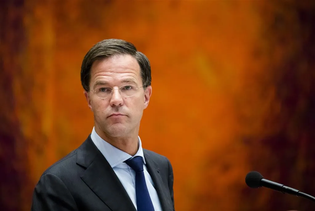 rutte onder vuur om pleur op1474553818