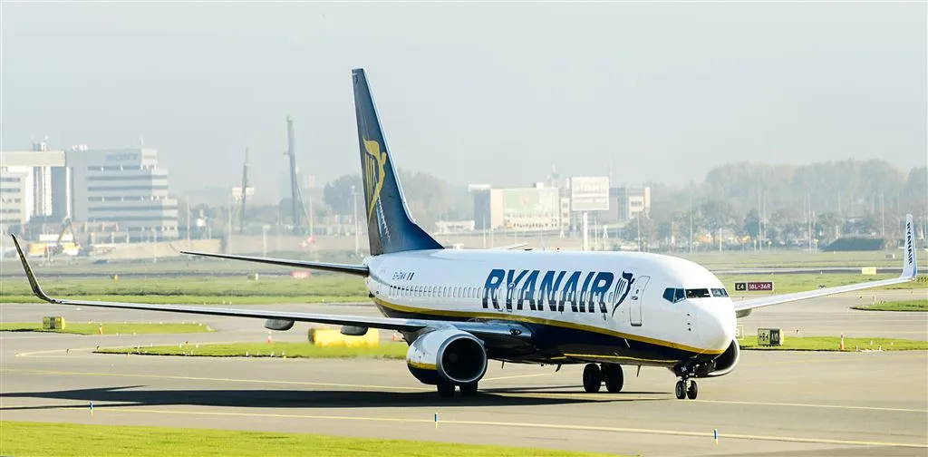 ryanair verdubbelt winst ondanks prijsdruk1454308569