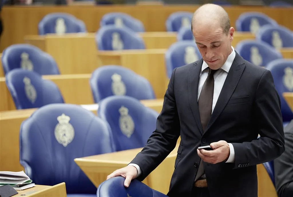 samsom nederland kan vluchtelingenstroom aan1445664009