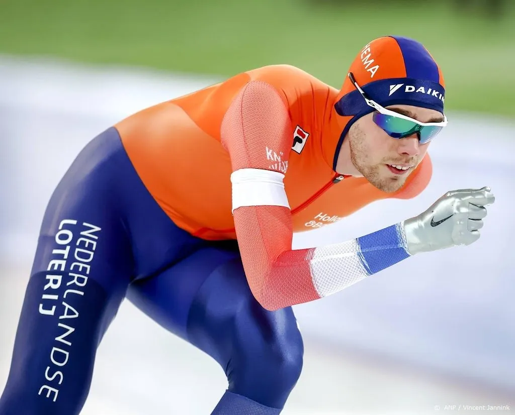 schaatser roest neemt afstand van van der poel op wk allround1646577140