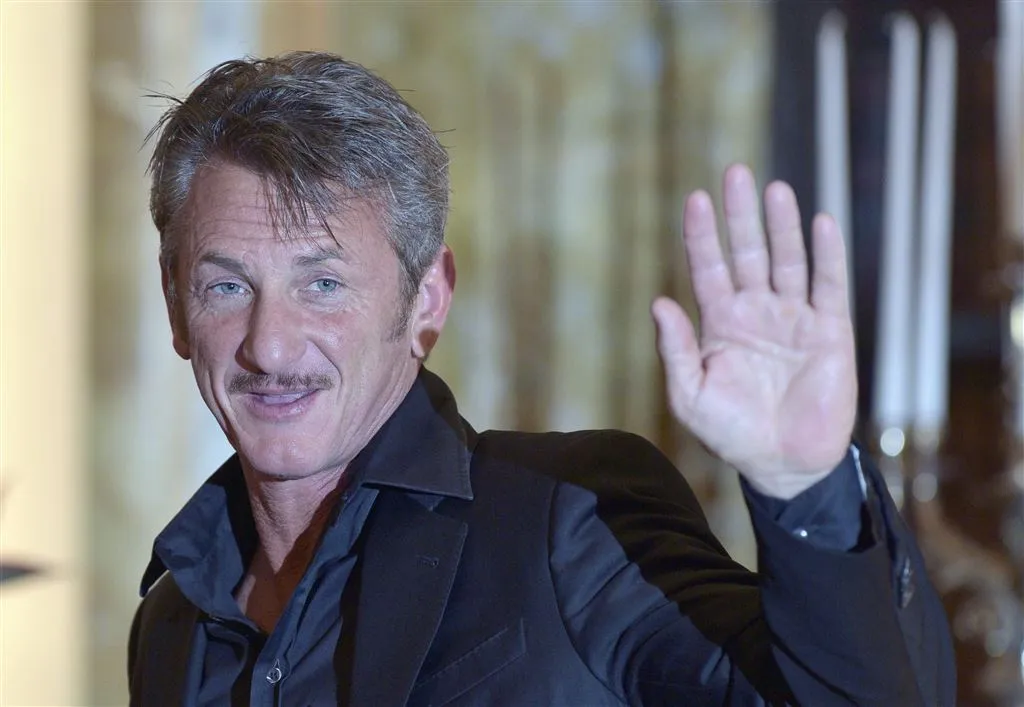 sean penn had geheime ontmoeting met el chapo1452398908