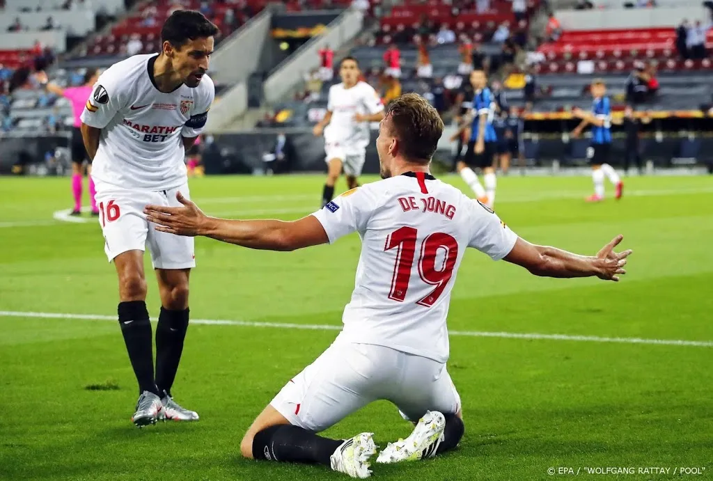 sevilla wint europa league mede dankzij 2 treffers luuk de jong1598043604