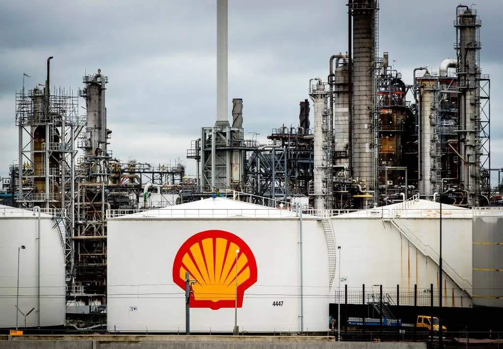 shell verbindt beloningsbeleid aan co2 doelen1543803867