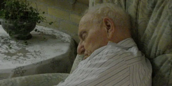 slaap oude man