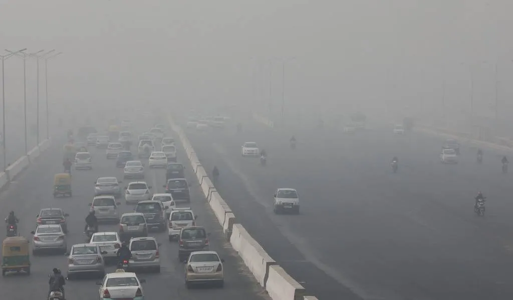 smog delhi te dik om met helis te bestrijden1510649050