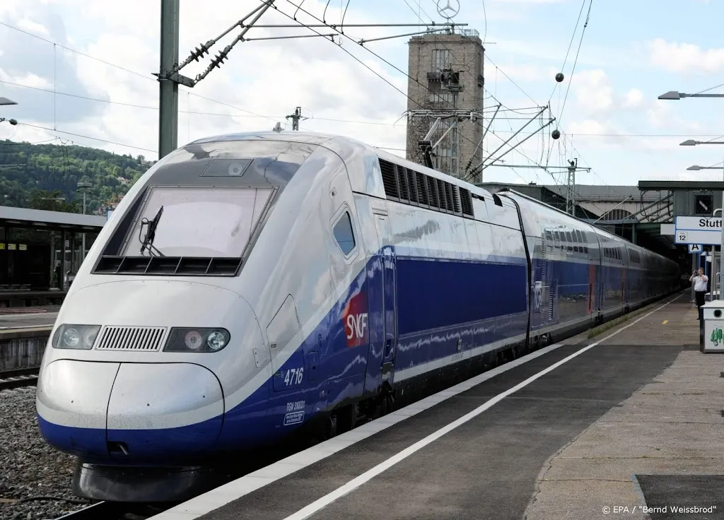 speciale tgv brengt coronapatienten naar west frankrijk1585229286