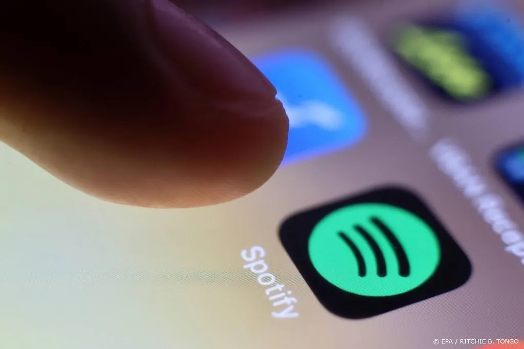 spotify lijdt verlies na forse investeringen in podcasts1666757783