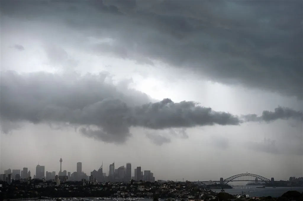 sydney getroffen door zeldzame tornado1450244919