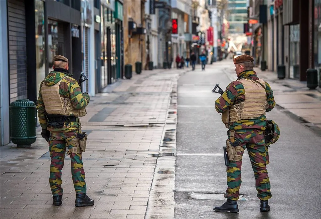 terreurdreiging brussel blijft hoog1448214731