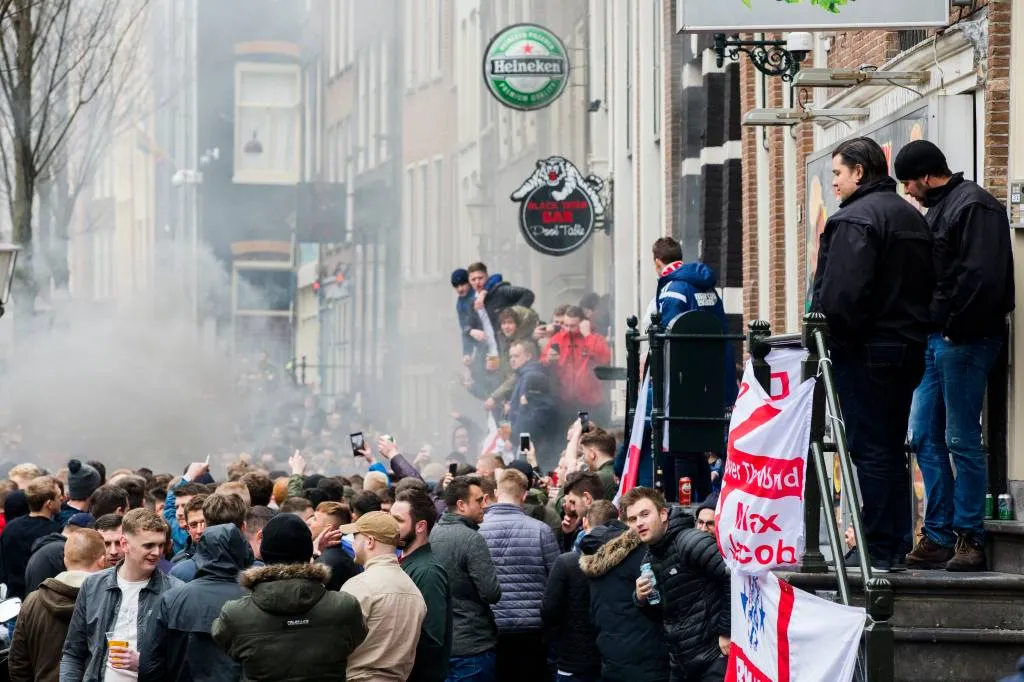 tientallen aanhoudingen in amsterdam1521830165