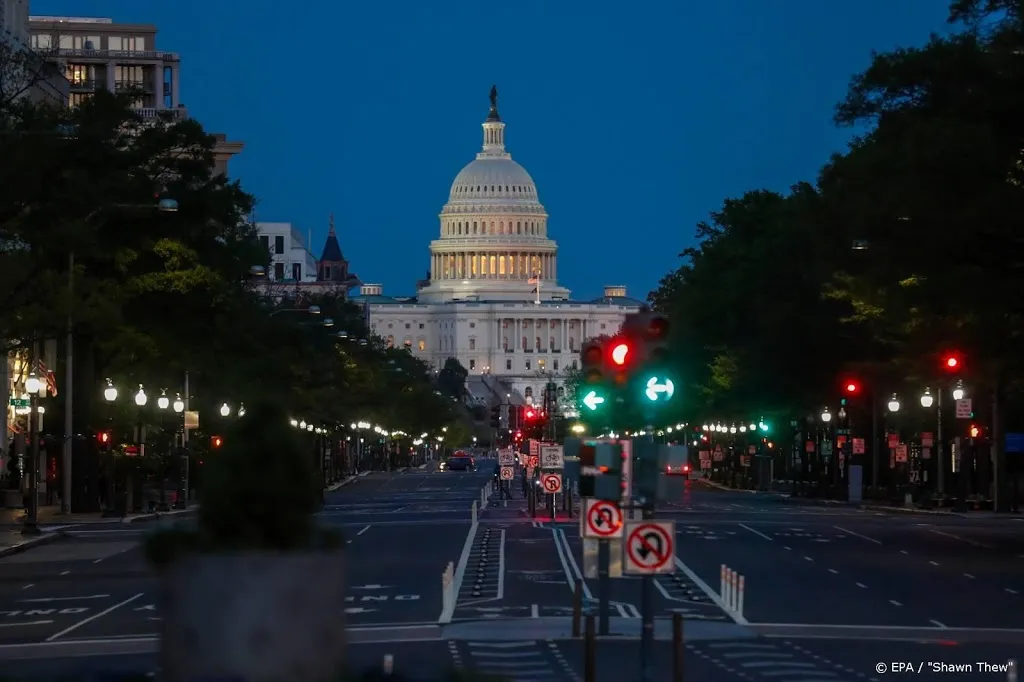 trump dreigt amerikaans congres te schorsen1587003655