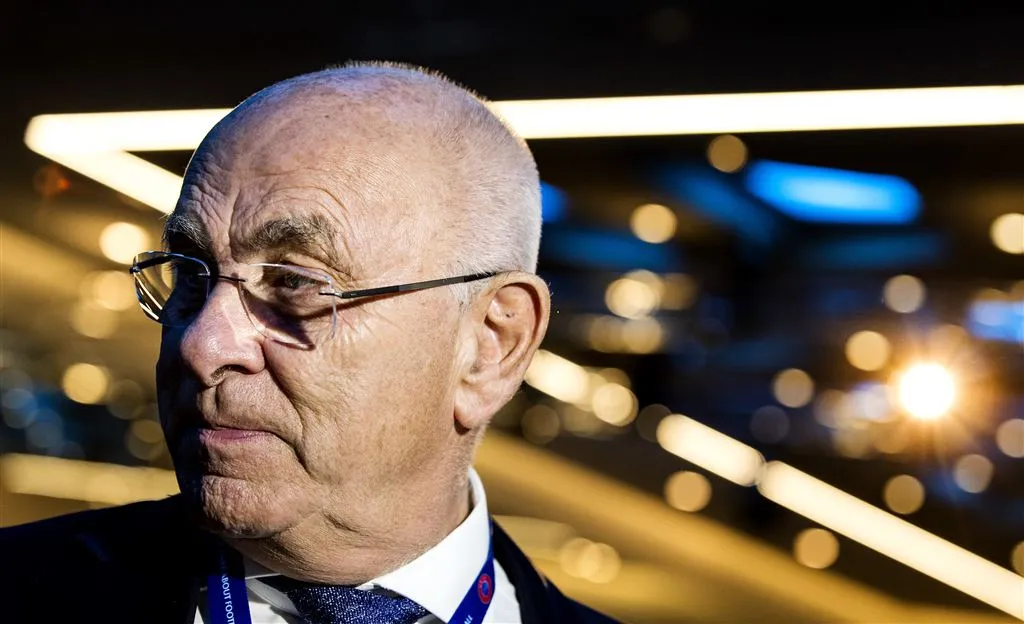 van praag rest rvc knvb moet ook weg1474322184