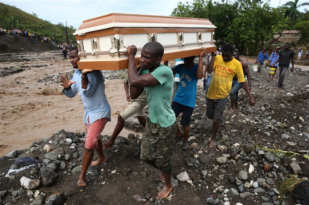 veel meer doden op haiti door matthew1475762658