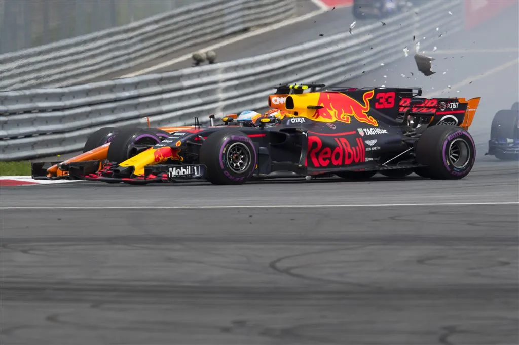 verstappen aan sorry heb ik niks1499771530