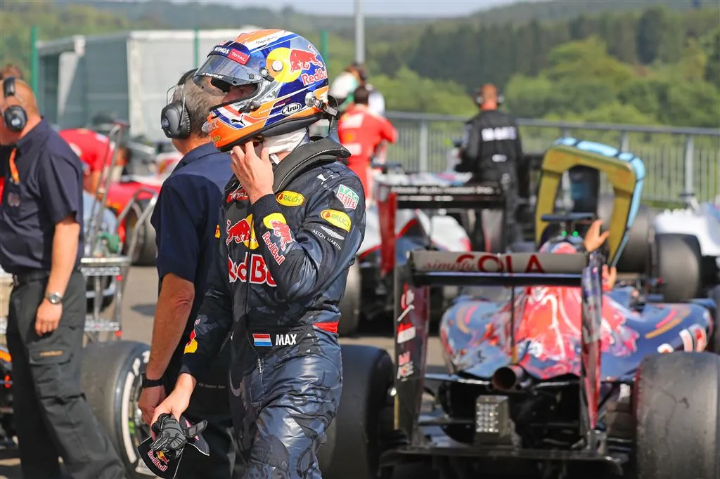 verstappen woest op ferraris1472396426