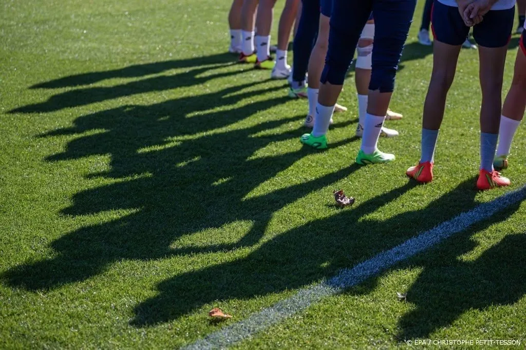 vier coaches amerikaans vrouwenvoetbal levenslang geschorst1673335721