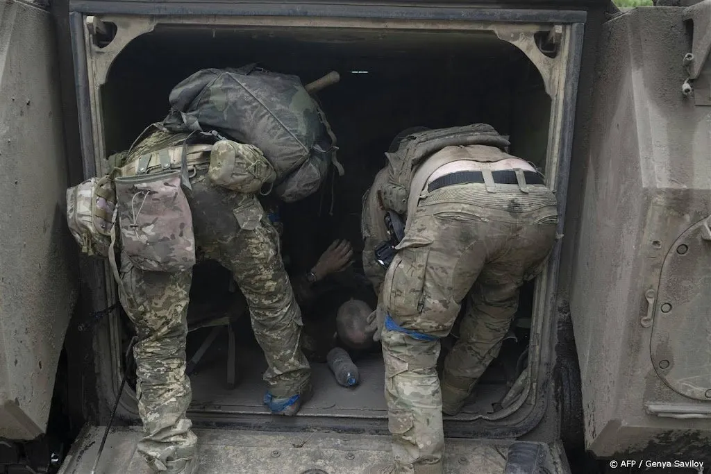 volgens rusland zijn militaire middelen oekraine bijna uitgeput1692095848