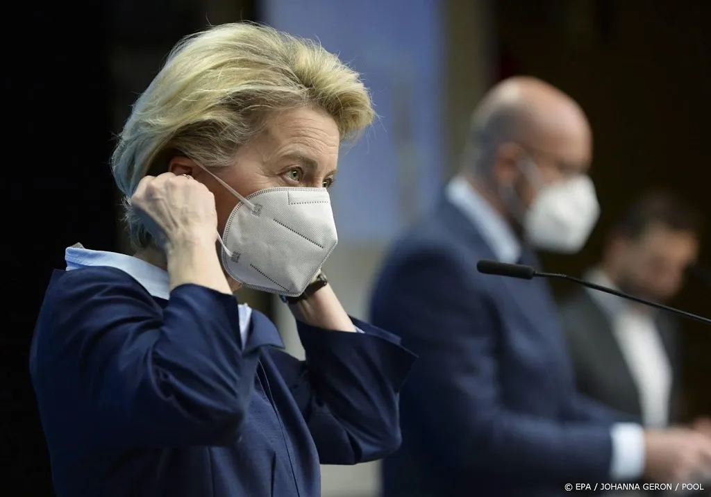 von der leyen verwacht vanaf april 100 miljoen vaccins per maand1615176019