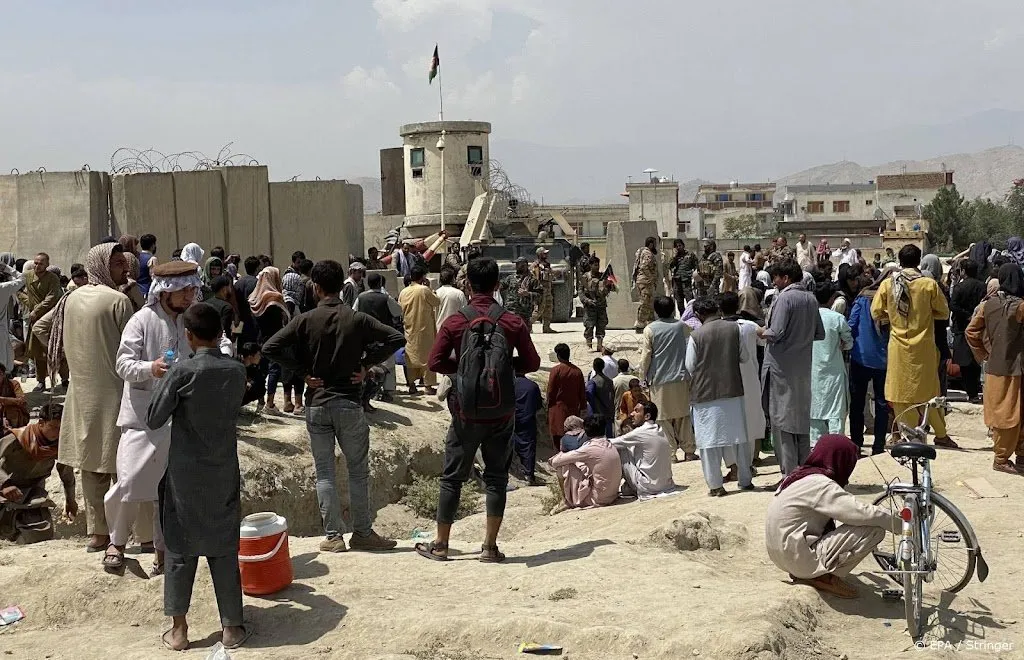 vs evacueren op 1 dag 1100 mensen uit afghanistan1629250331