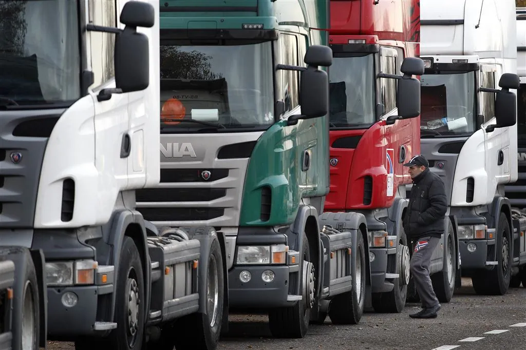 wegblokkades in belgie verder uitgebreid1459917439