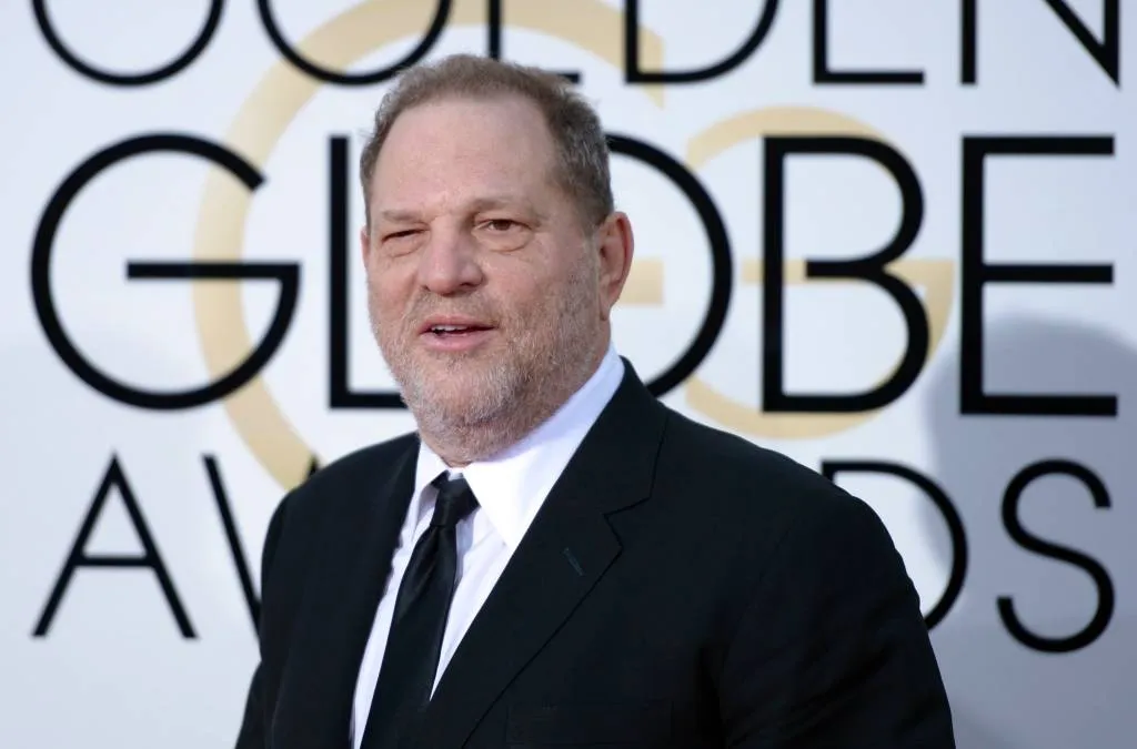 weinstein slaat na maanden stilte terug1517362330