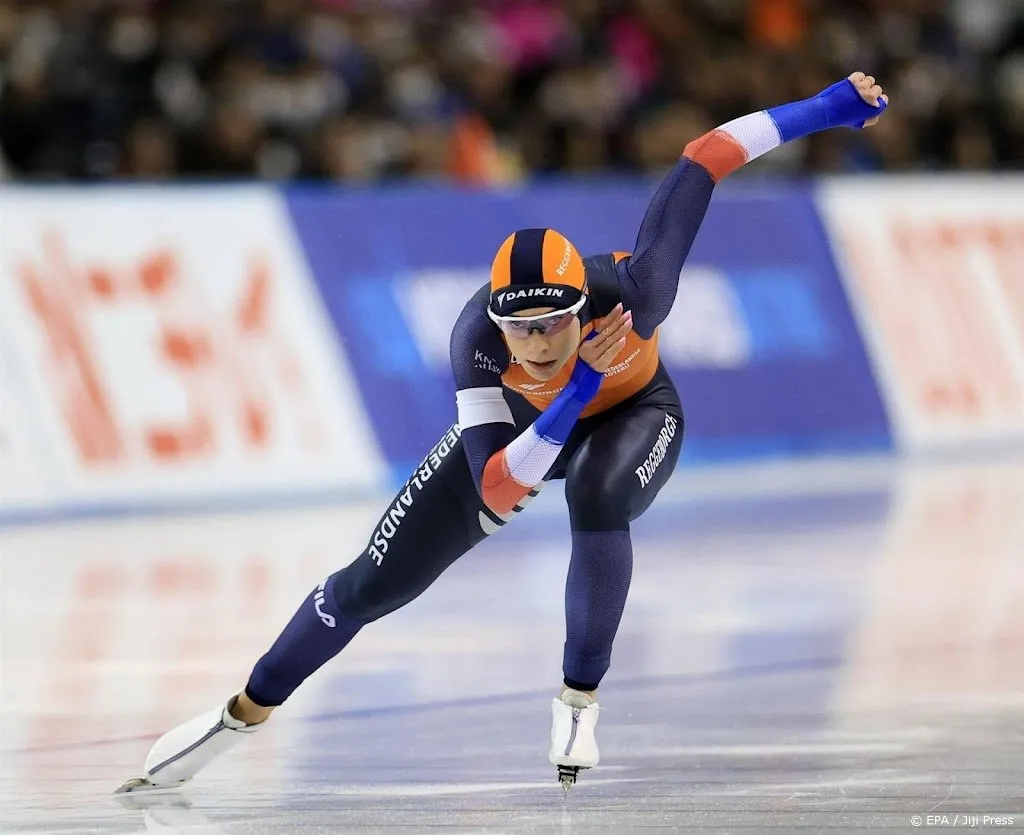 wereldkampioene kok wint tweede 500 meter blijft leerdam voor1699688208