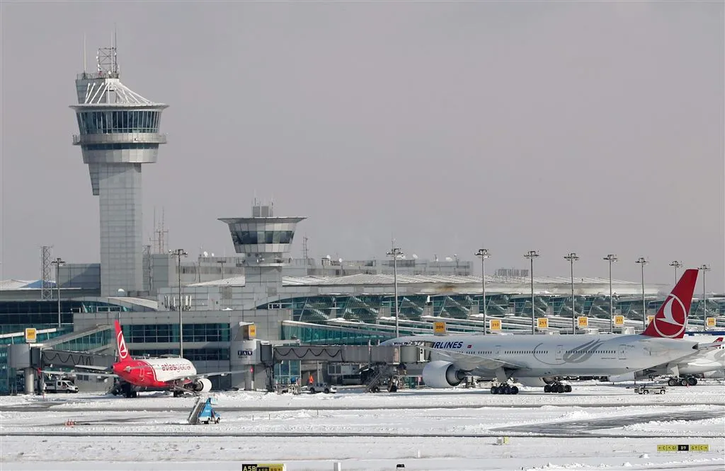 winterweer zorgt voor chaos en doden in europa1483896005