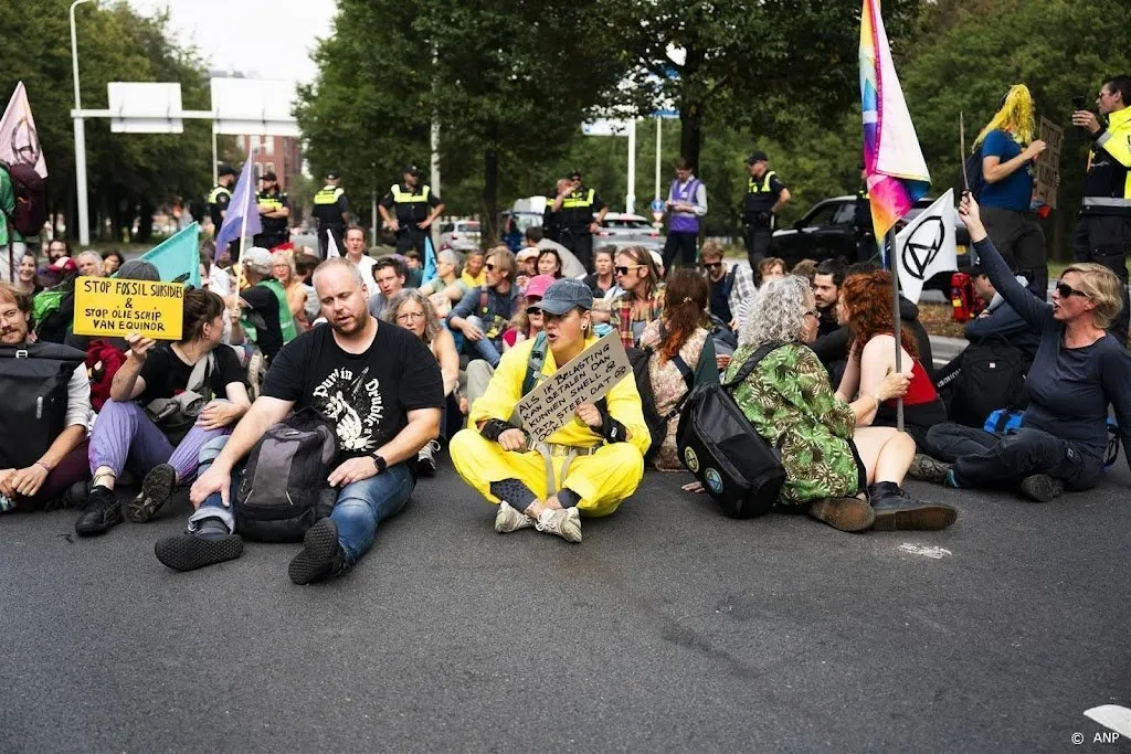 xr stopt voorlopig met a12 blokkades vanwege steun voor motie1696942960