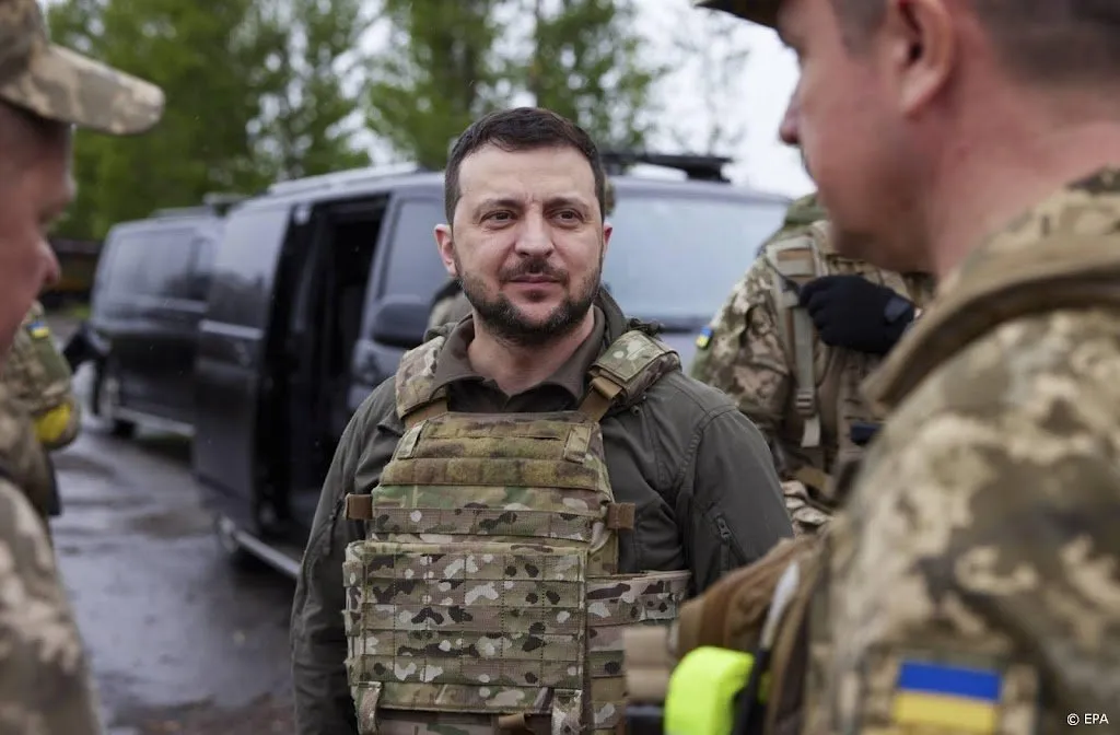 zelenski oekraine verliest 60 tot 100 soldaten per dag1654133296