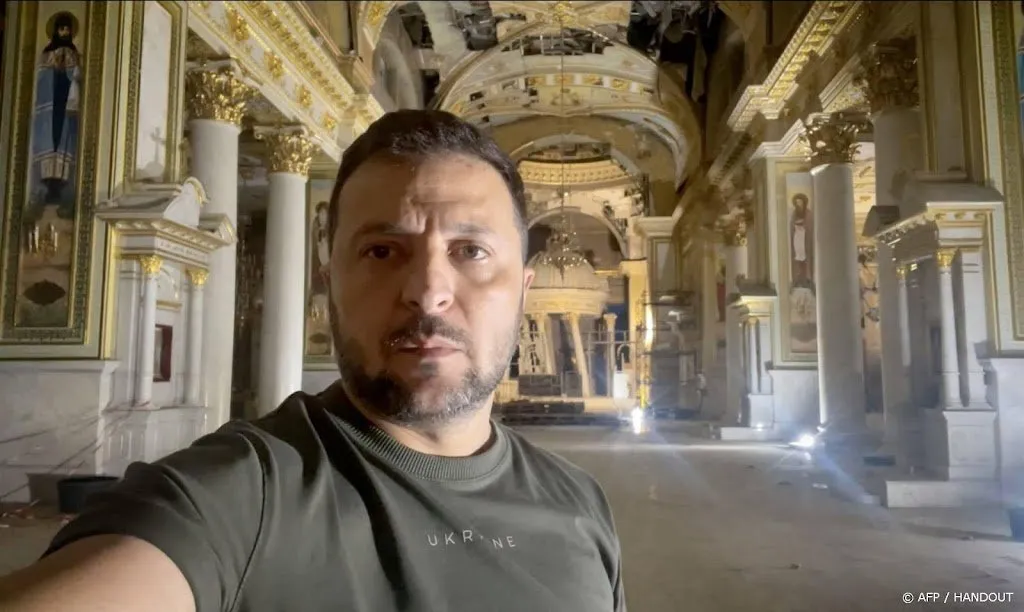 zelensky bedankt nederland voor oorlogssteun1691888197