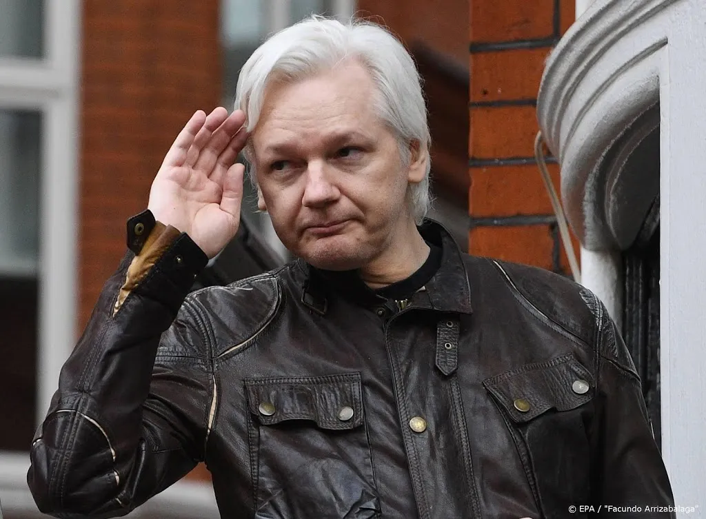 zweden staakt verkrachtingsonderzoek assange1574171290